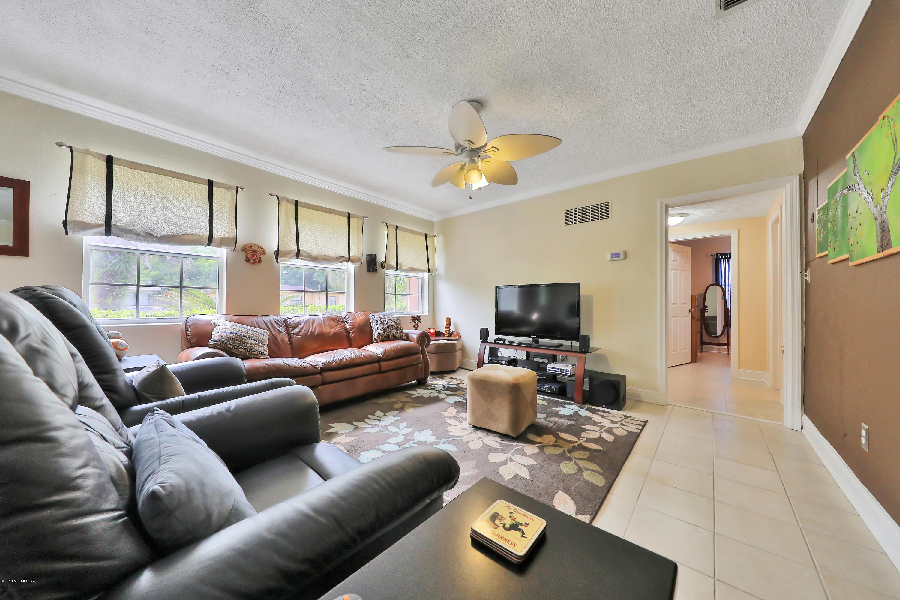 5630 Temple Road Jacksonville, FL 32207 - Photo 6 of 21 966A5923