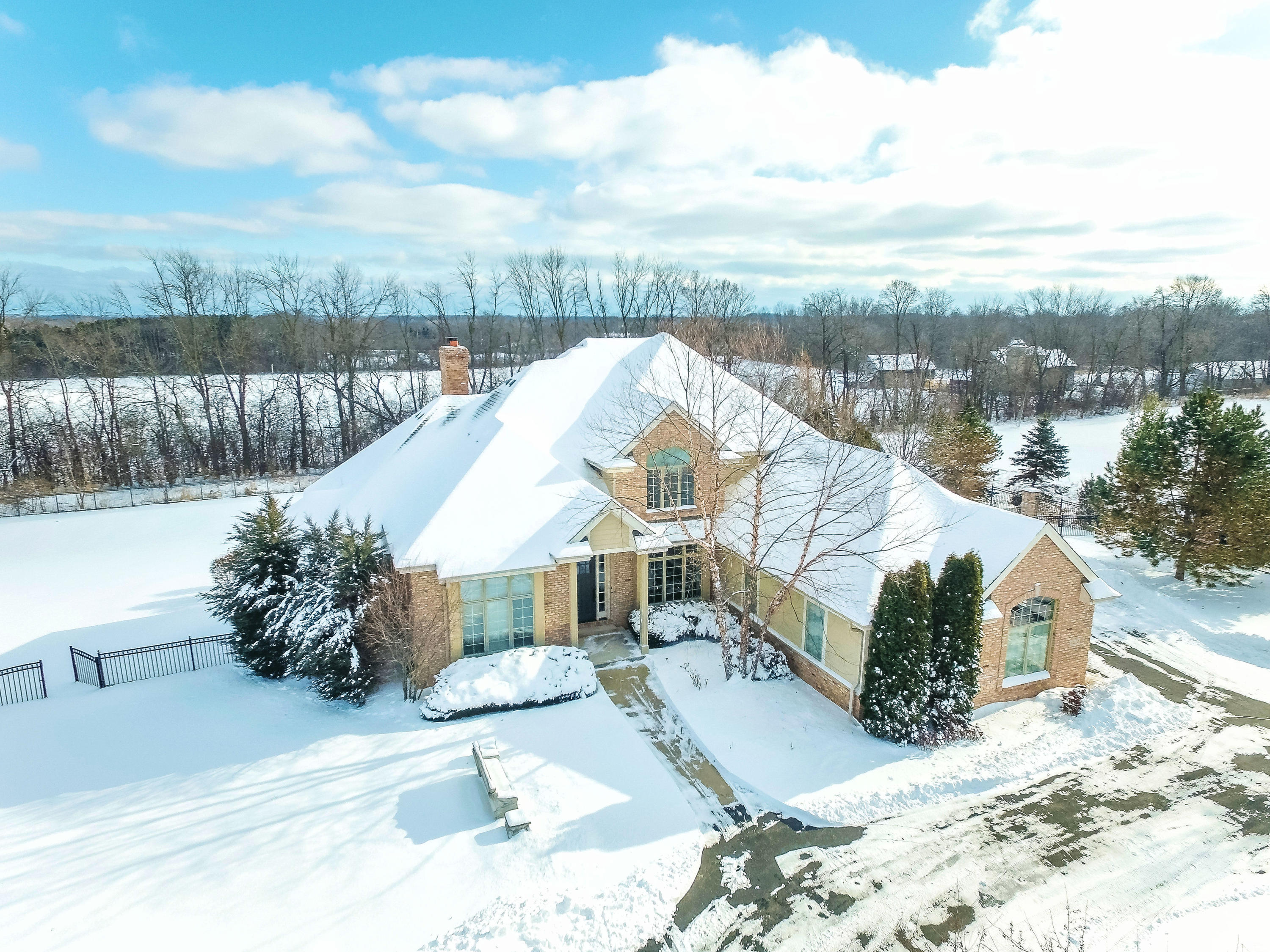 14170 North Pine Bluff Road Mequon, WI 53097 - Photo 1 of 1 DJI_0013
