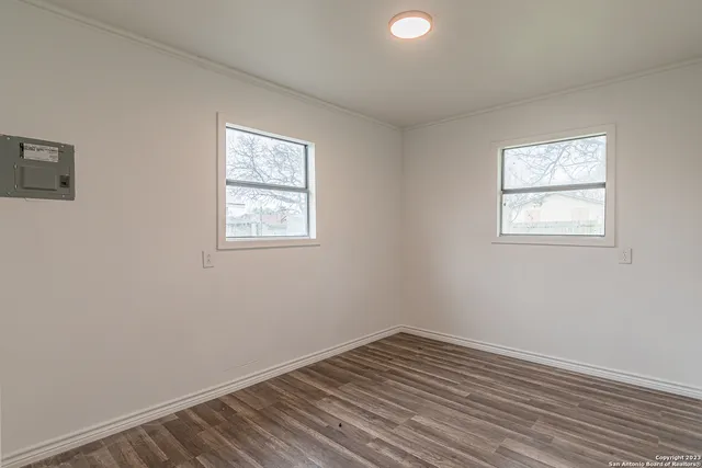 $1,295 | 6142 Lawn Valley Drive, San Antonio, TX 78242