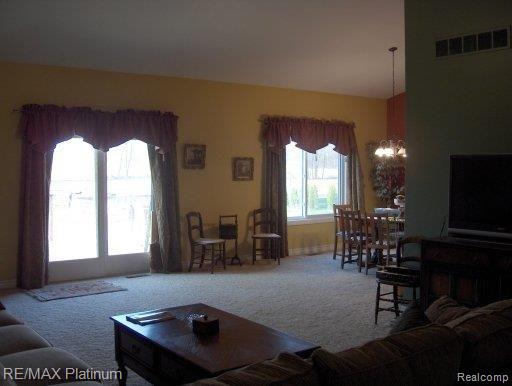 3988 West Schafer Road Pinckney, MI 48169 - Photo 6 of 7 Great room