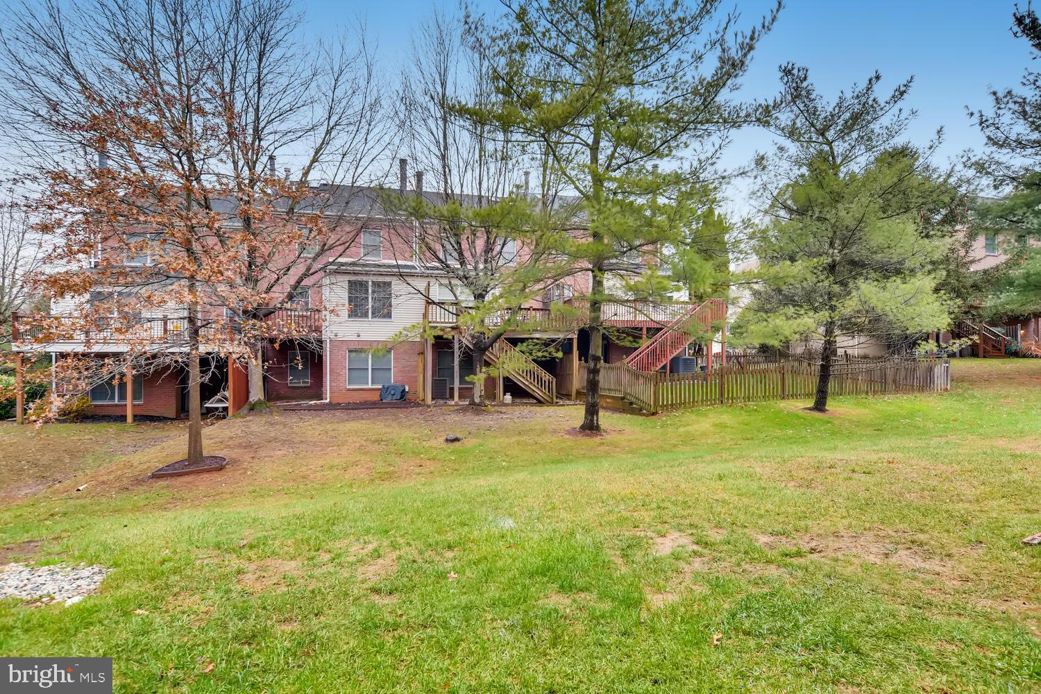 512 Kinsale Road Lutherville-Timonium, MD 21093 - Photo 33 of 37 Rear view of home