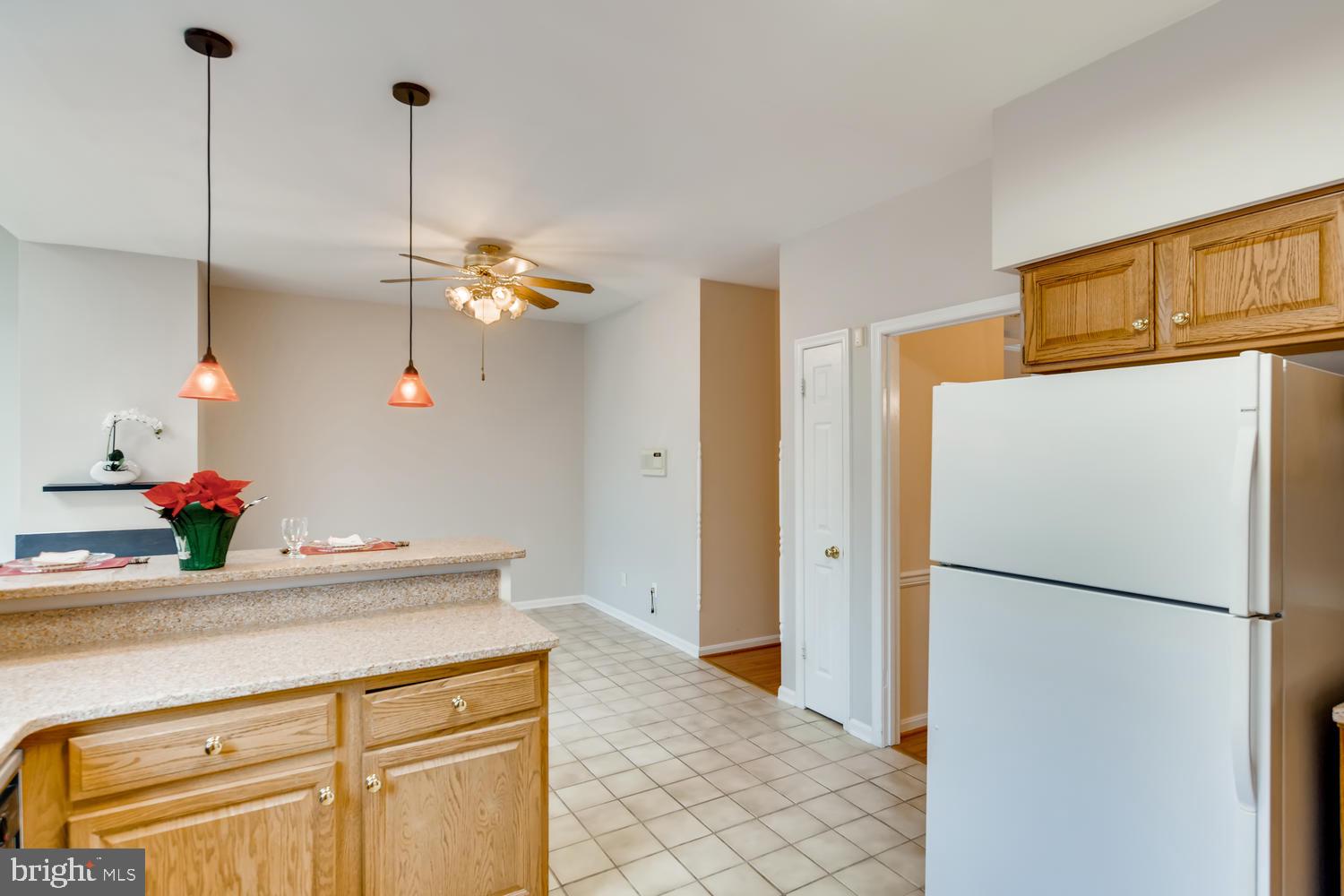 512 Kinsale Road Lutherville-Timonium, MD 21093 - Photo 8 of 37 Kitchen
