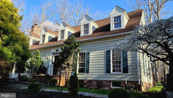 $1,200,000 | 11710 Amkin Drive, Clifton, VA 20124