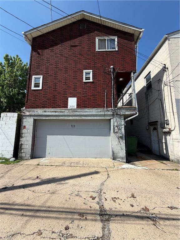 924 Island Avenue McKees Rocks, PA 15136 - Photo 28 of 29 a view of a house with a backyard
