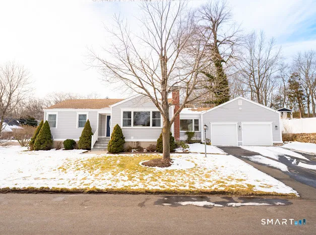 $3,800 | 15 Ridgebrook Drive, Bridgeport, CT 06606