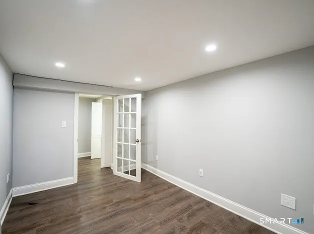 $3,800 | 15 Ridgebrook Drive, Bridgeport, CT 06606