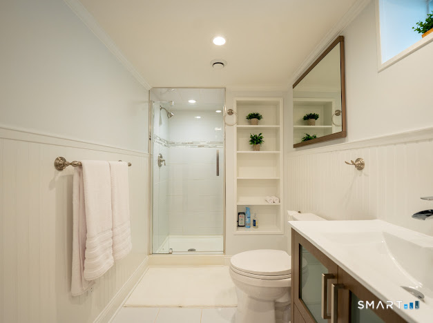 15 Ridgebrook Drive Bridgeport, CT 06606 - Photo 19 of 25