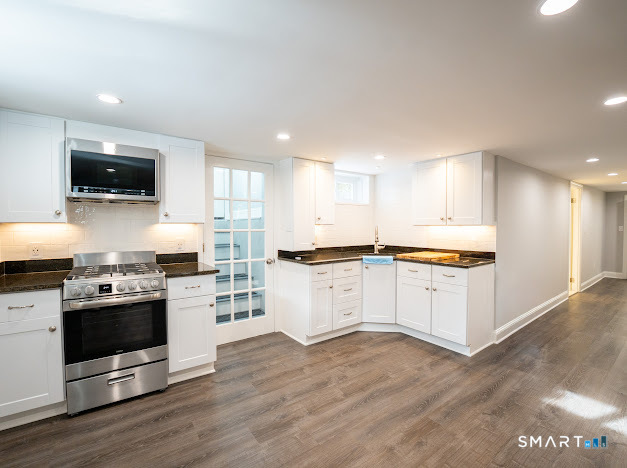 15 Ridgebrook Drive Bridgeport, CT 06606 - Photo 22 of 25