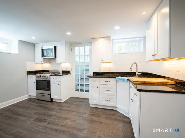 $3,800 | 15 Ridgebrook Drive, Bridgeport, CT 06606