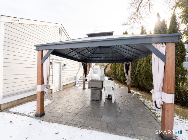 15 Ridgebrook Drive Bridgeport, CT 06606 - Photo 7 of 25