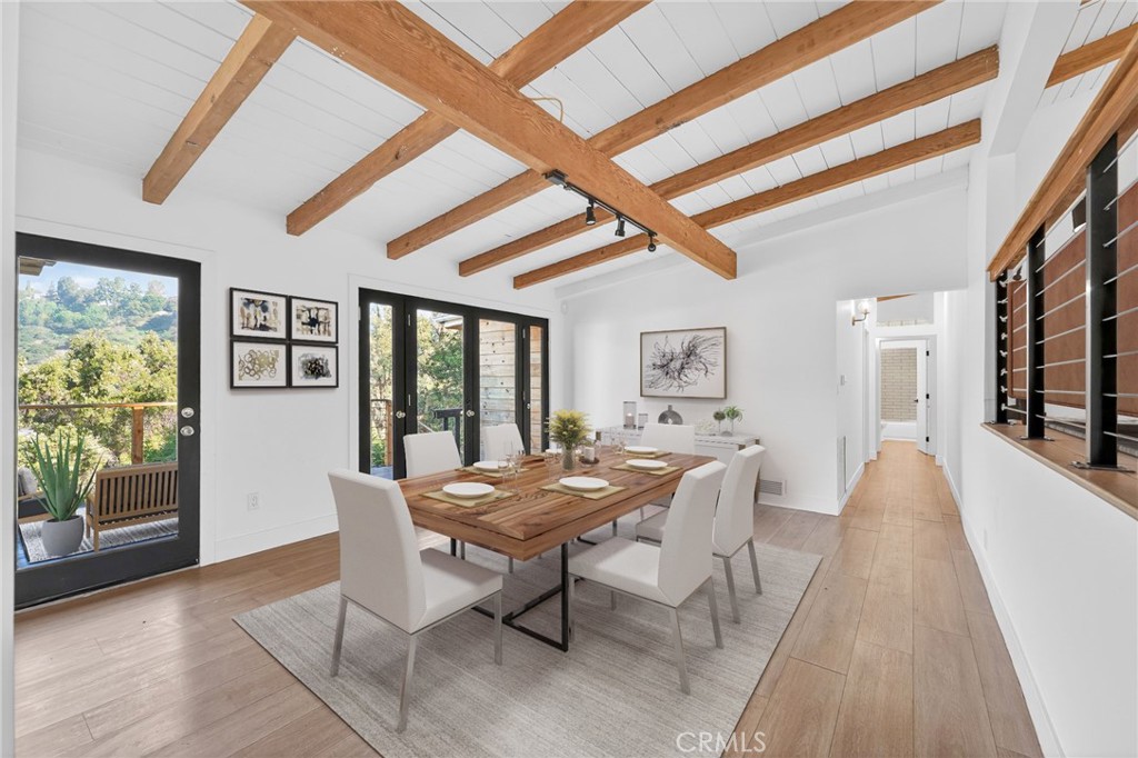 6324 Grape Place Los Angeles, CA 90068 - Photo 12 of 40