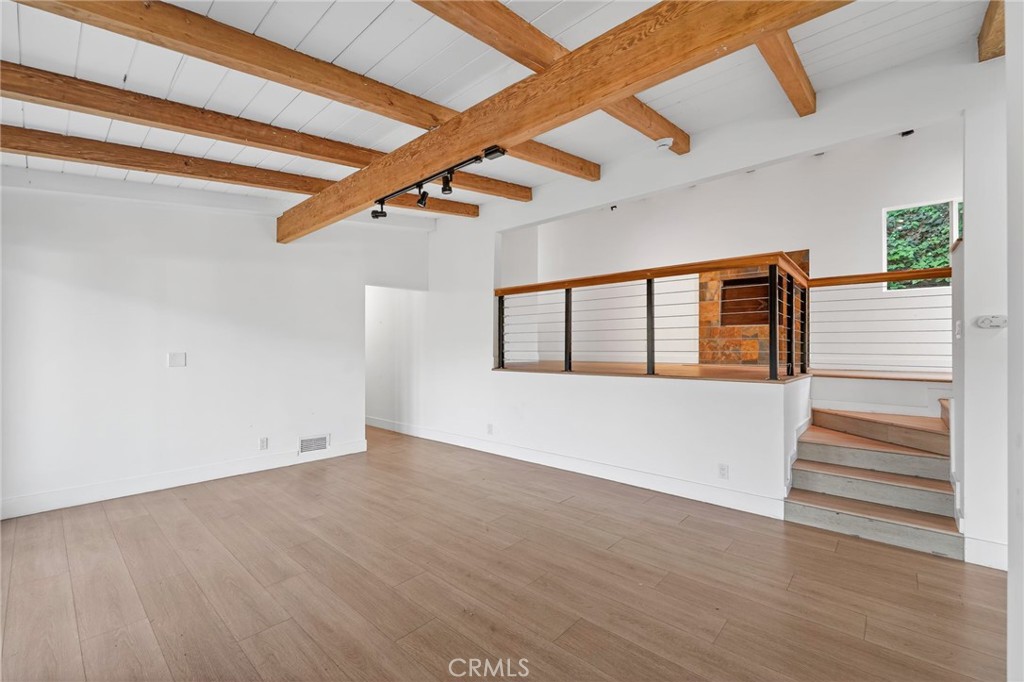 6324 Grape Place Los Angeles, CA 90068 - Photo 15 of 40