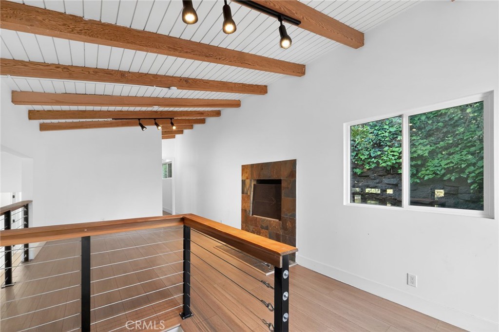 6324 Grape Place Los Angeles, CA 90068 - Photo 19 of 40