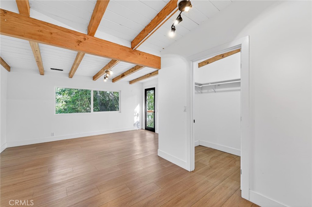 6324 Grape Place Los Angeles, CA 90068 - Photo 21 of 40