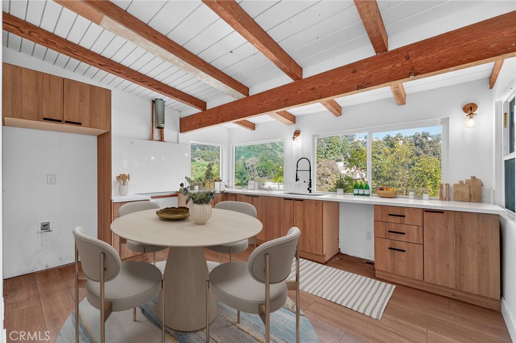 6324 Grape Place Los Angeles, CA 90068 - Photo 10 of 40