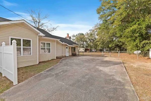 $209,000 | 1705 Poplar Street, Flomaton, AL 36441