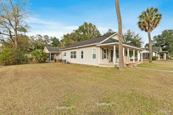 $209,000 | 1705 Poplar Street, Flomaton, AL 36441