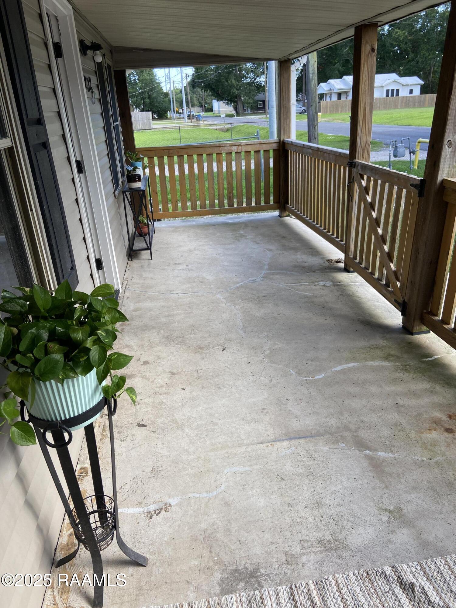 232 Mills Street Scott, LA 70583 - Photo 4 of 15 55