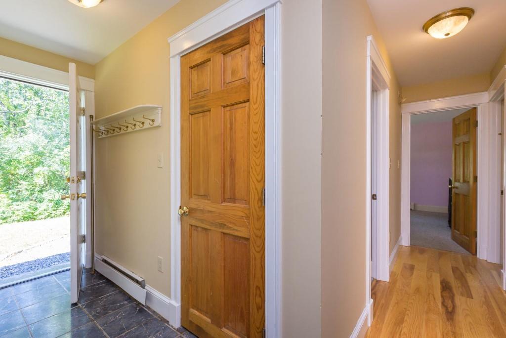 81 Mill Road Cumberland, ME 04021 - Photo 5 of 34 Photo