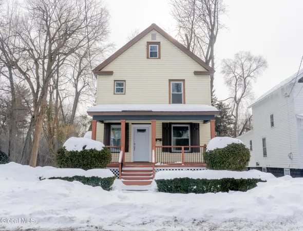 $300,000 | 126 Manchester Road, Schenectady, NY 12304