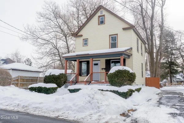 $300,000 | 126 Manchester Road, Schenectady, NY 12304