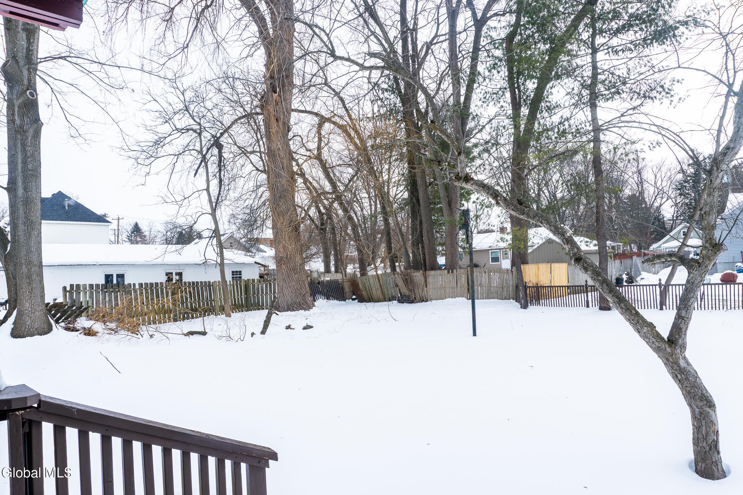 126 Manchester Road Schenectady, NY 12304 - Photo 37 of 39 37