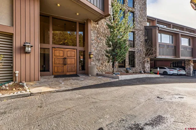 $425,000 | 314 Tamarron Drive, Unit 321/323, Durango, CO 81301