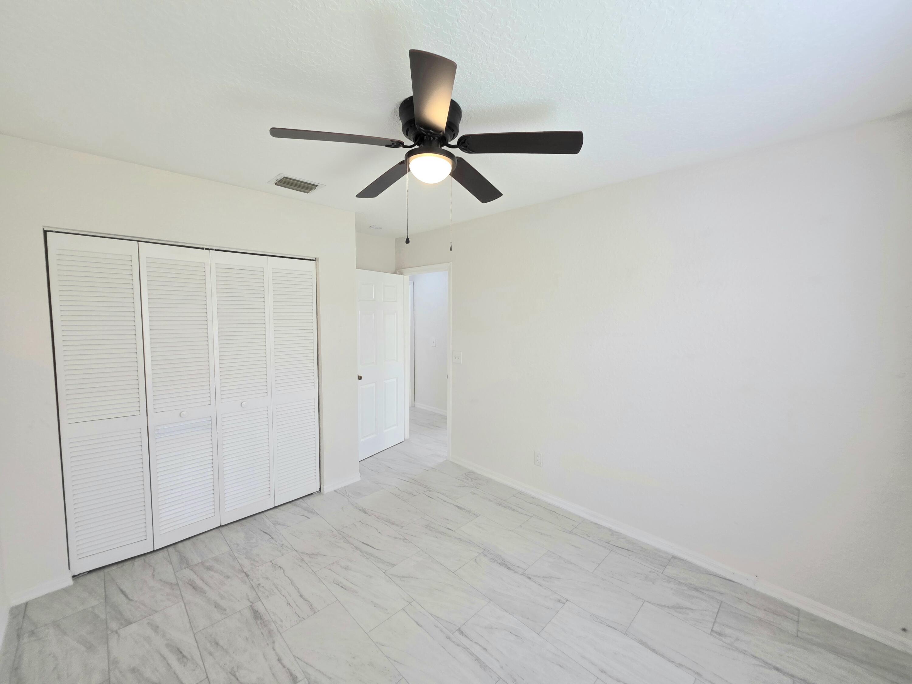 569 East Ridge Circle North Boynton Beach, FL 33435 - Photo 12 of 25 20260603_143548(1)