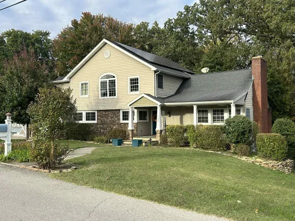 $579,900 | 106 New Hampshire Drive, Ashland, KY 41101