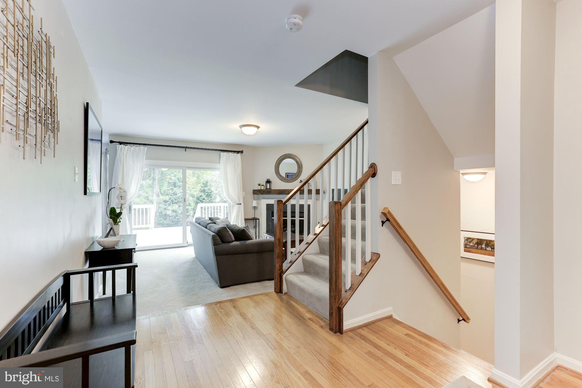 1320 Wedgewood Manor Way Reston, VA 20194 - Photo 5 of 57