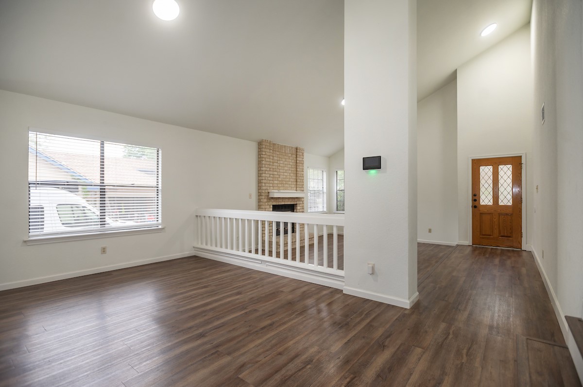11513 Juniper Ridge Drive Austin, TX 78759 - Photo 5 of 35