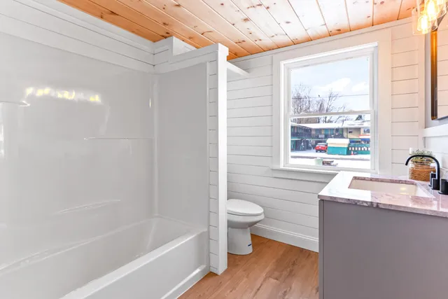 $489,900 | 203 Saco Avenue, Old Orchard Beach, ME 04064