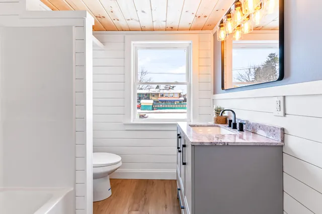 $489,900 | 203 Saco Avenue, Old Orchard Beach, ME 04064