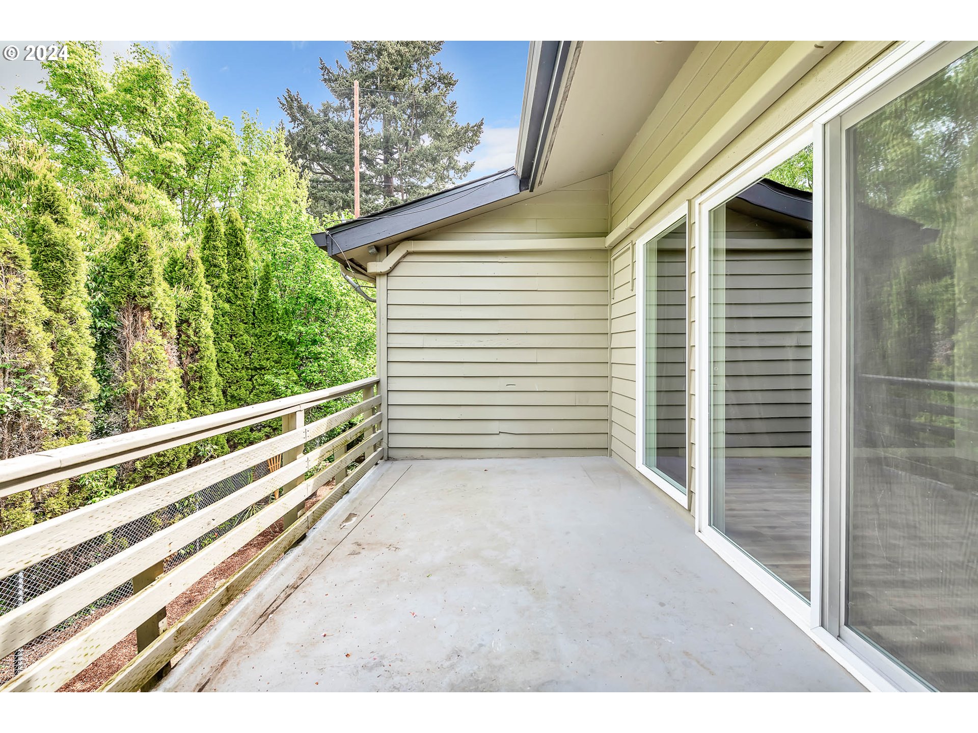 305 Country Club Road Eugene, OR 97401 - Photo 37 of 44 Gallery Image 37