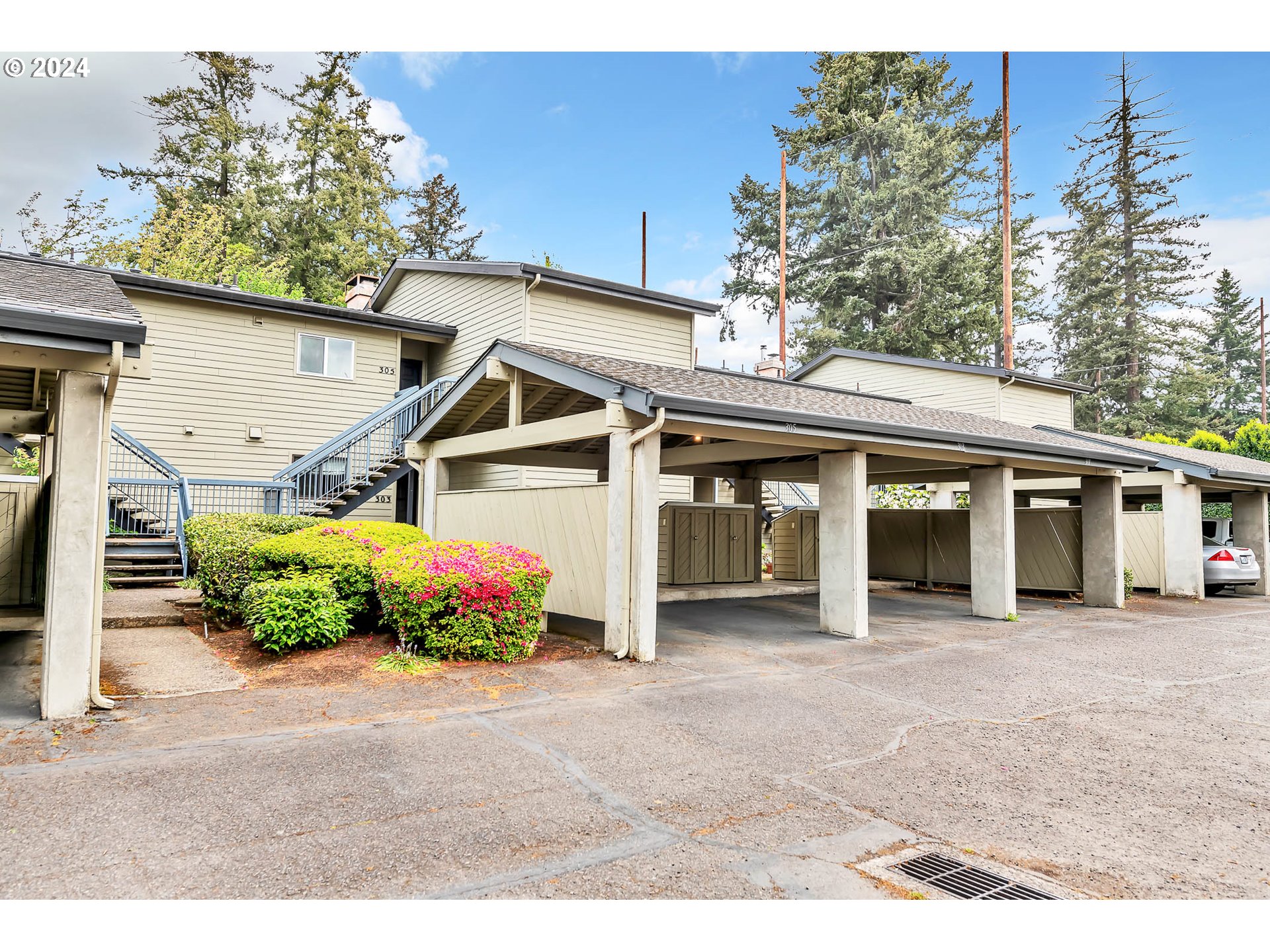 305 Country Club Road Eugene, OR 97401 - Photo 38 of 44 Gallery Image 38