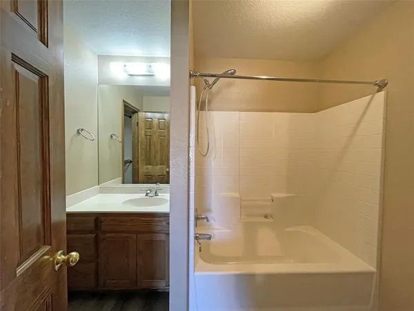 a view of utility room