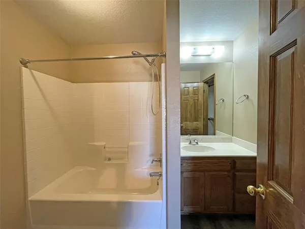 $1,450 | 3120 Conveyor Drive, Joshua, TX 76058