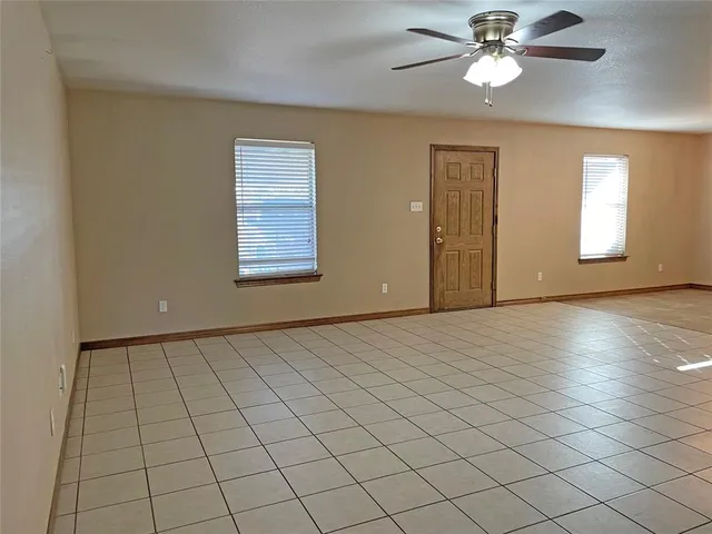 $1,650 | 3120 Conveyor Drive, Joshua, TX 76058