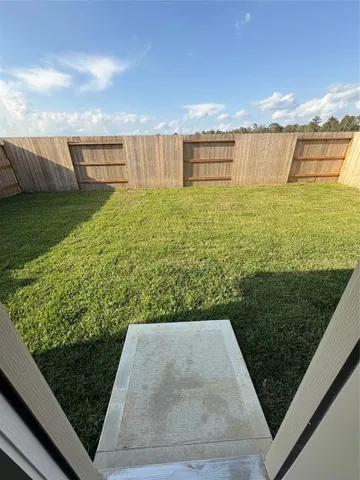 $1,649 | 909 Lago Laceno Lane, Huffman, TX 77336