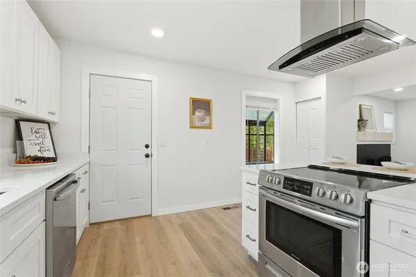 $445,000 | 223 South 48th Street, Tacoma, WA 98408