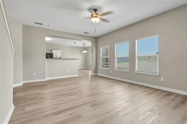 $2,125 | 5015 Royal Springs Drive, Forney, TX 75126