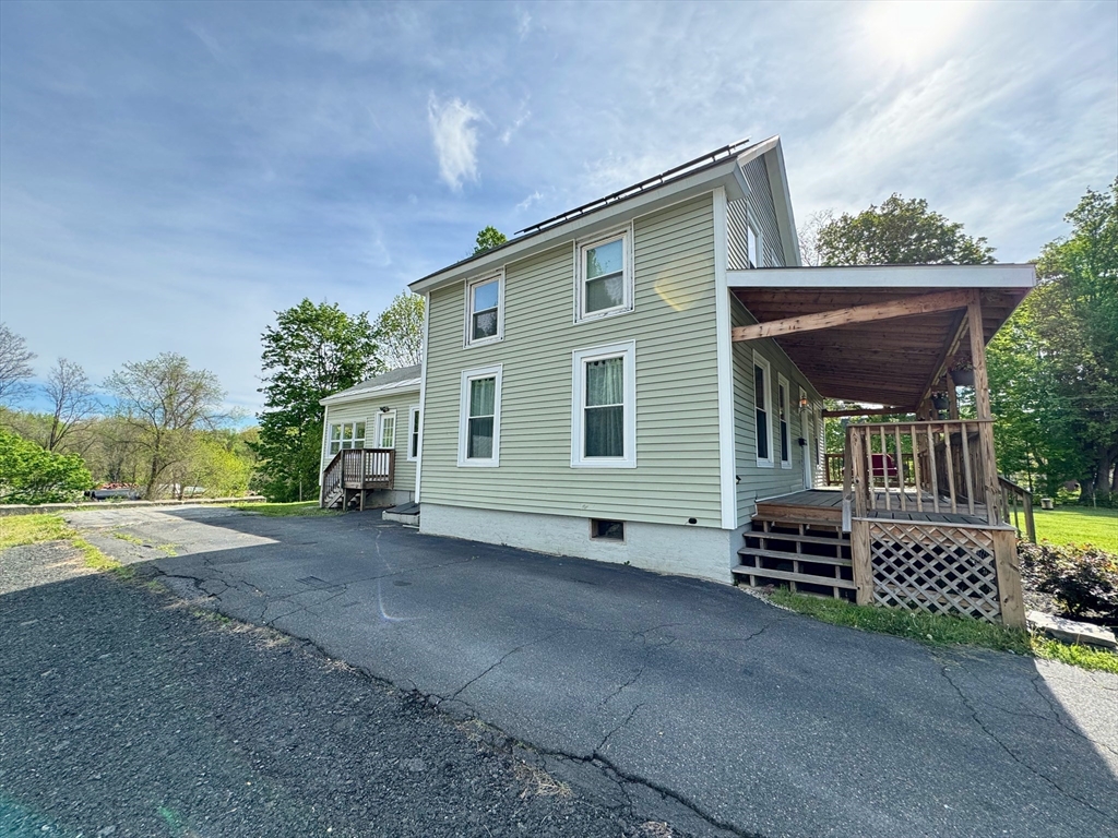 119 Shelburne Road Greenfield, MA 01301 - Photo 3 of 36 Gallery Image 3