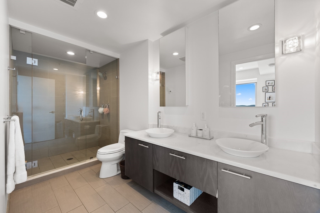 110 Stuart Street, Unit 26J Boston, MA 02116 - Photo 25 of 38