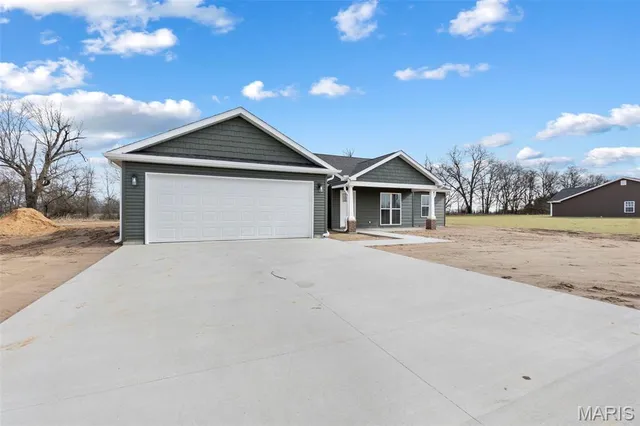 $235,750 | 13 Perry Drive, Benton, MO 63736
