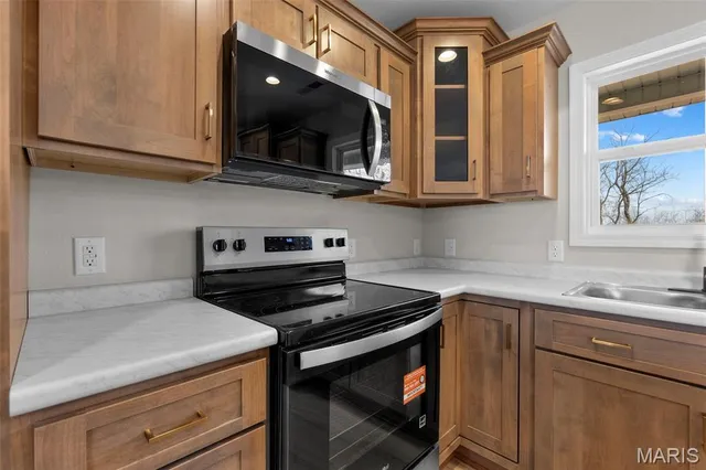 $235,750 | 13 Perry Drive, Benton, MO 63736