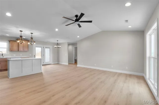 $235,750 | 13 Perry Drive, Benton, MO 63736