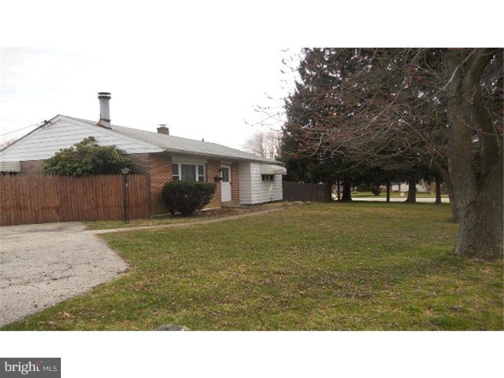 2185 Bridgewater Road Aston, PA 19014 - Photo 3 of 25