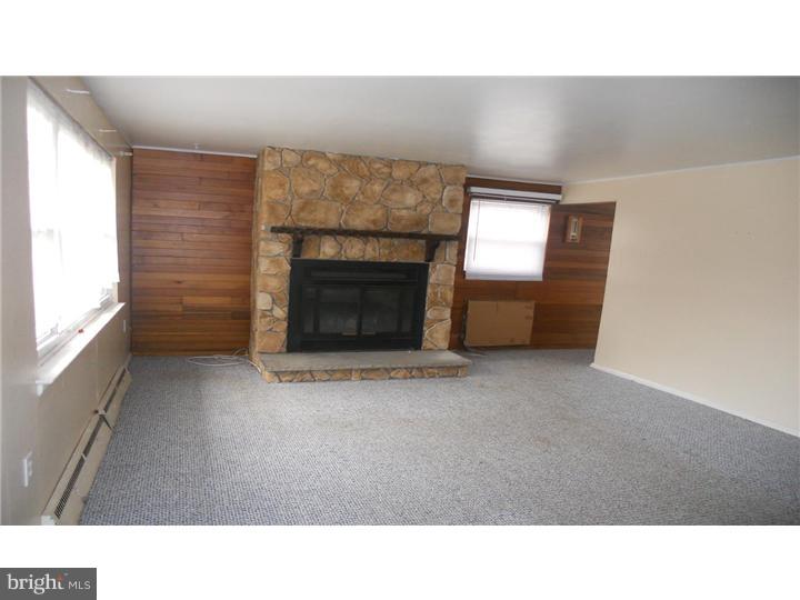 2185 Bridgewater Road Aston, PA 19014 - Photo 5 of 25