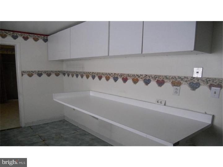 2185 Bridgewater Road Aston, PA 19014 - Photo 9 of 25