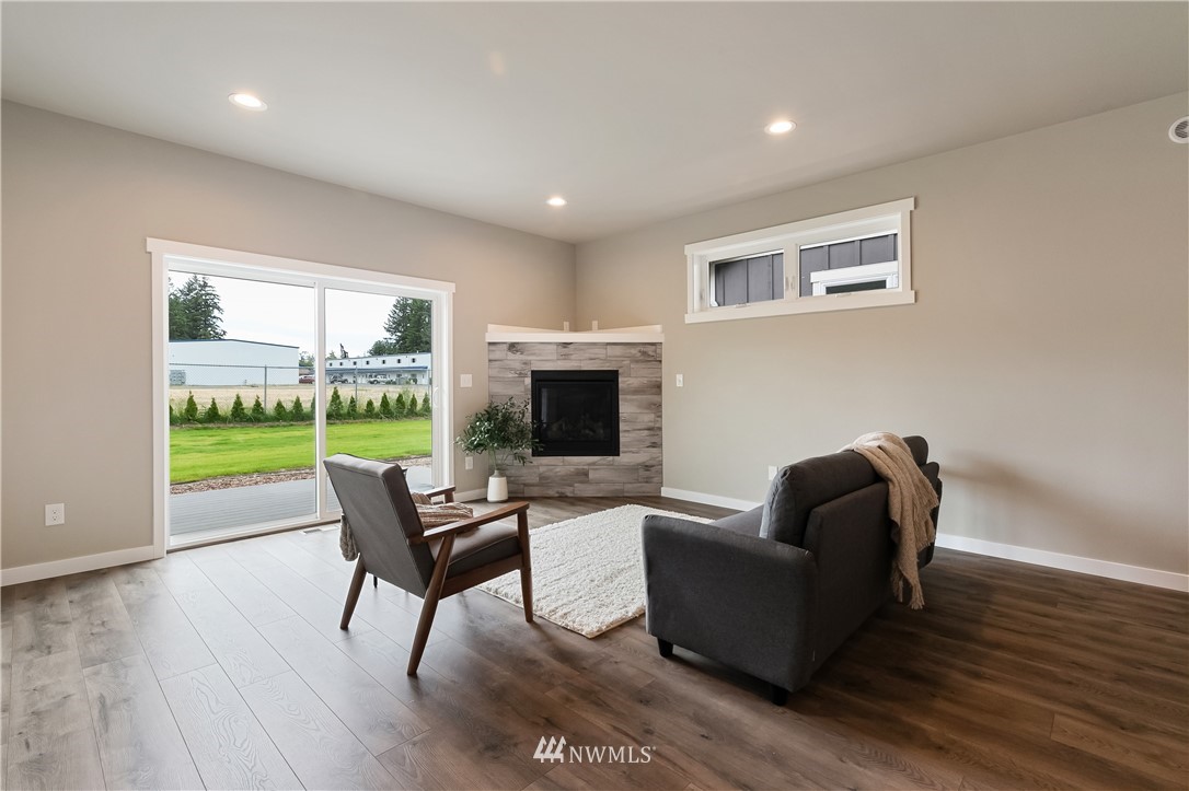 6933 Red Ridge Drive, Unit B Lynden, WA 98264 - Photo 12 of 31 Gallery Image 12